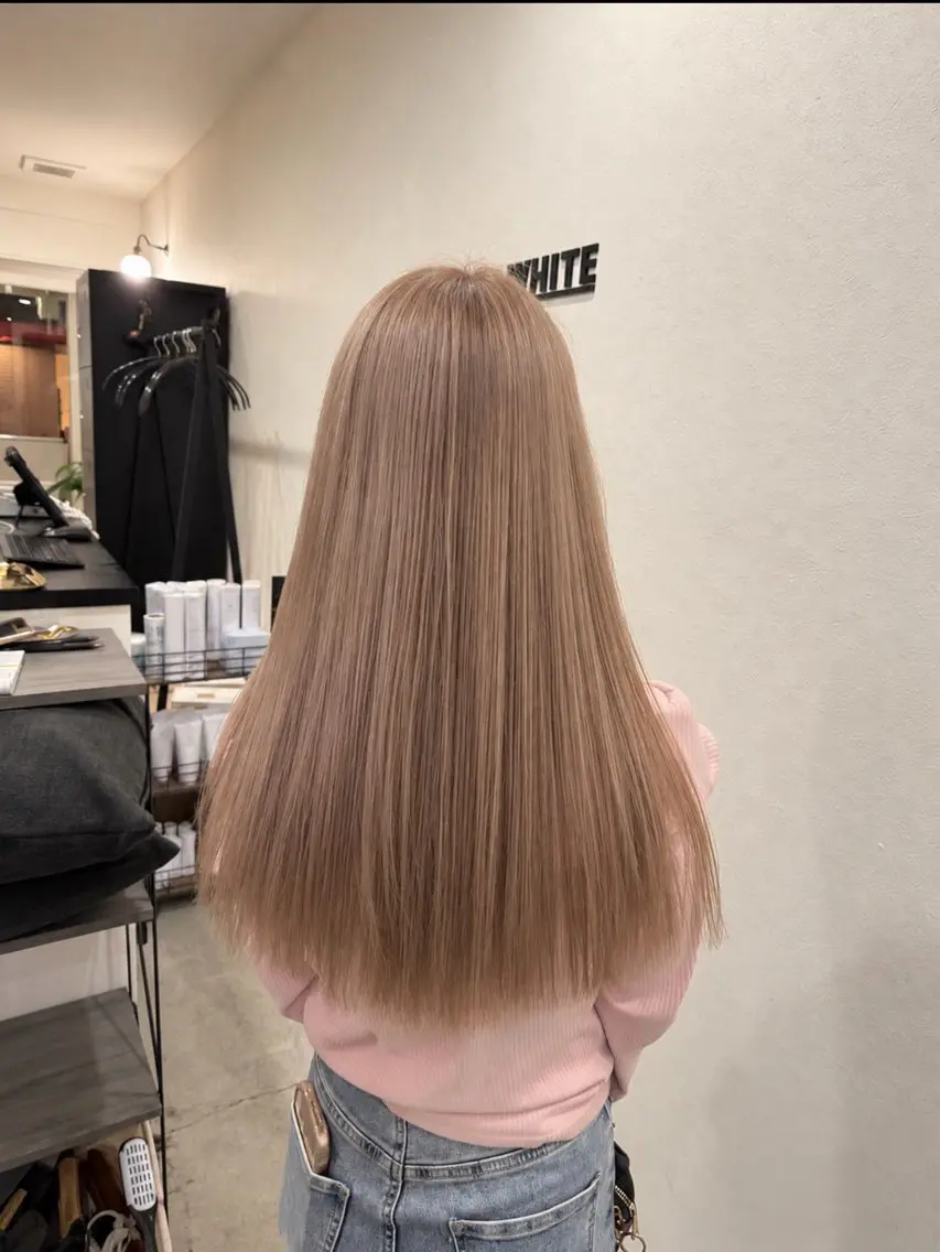ロング ハイトーンカラー 特化/悠希のヘアスタイル