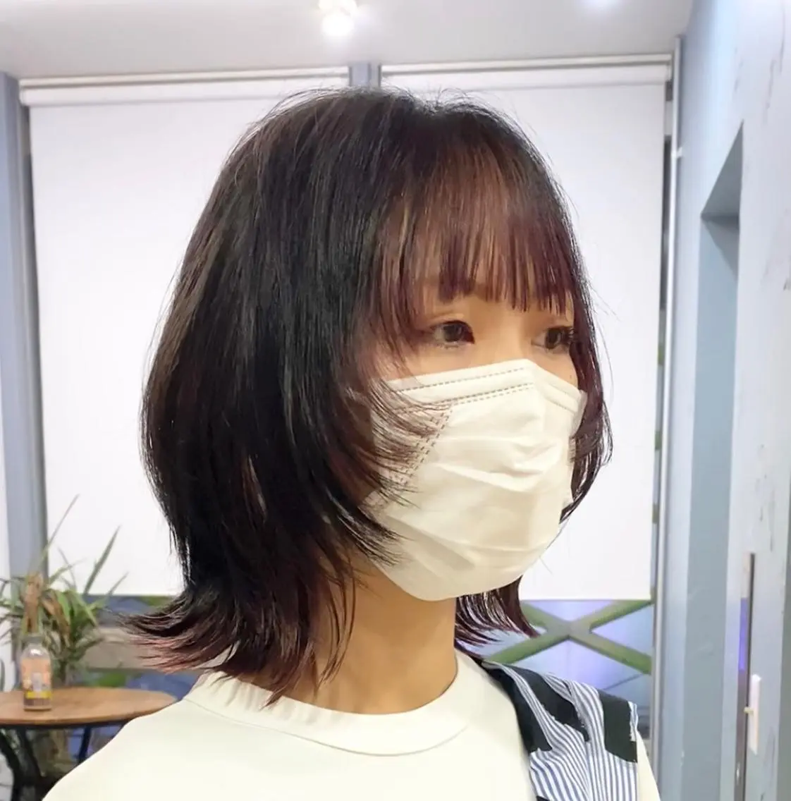 ショート カラー ボブ ウルフカット 横尾 歩のヘアスタイル