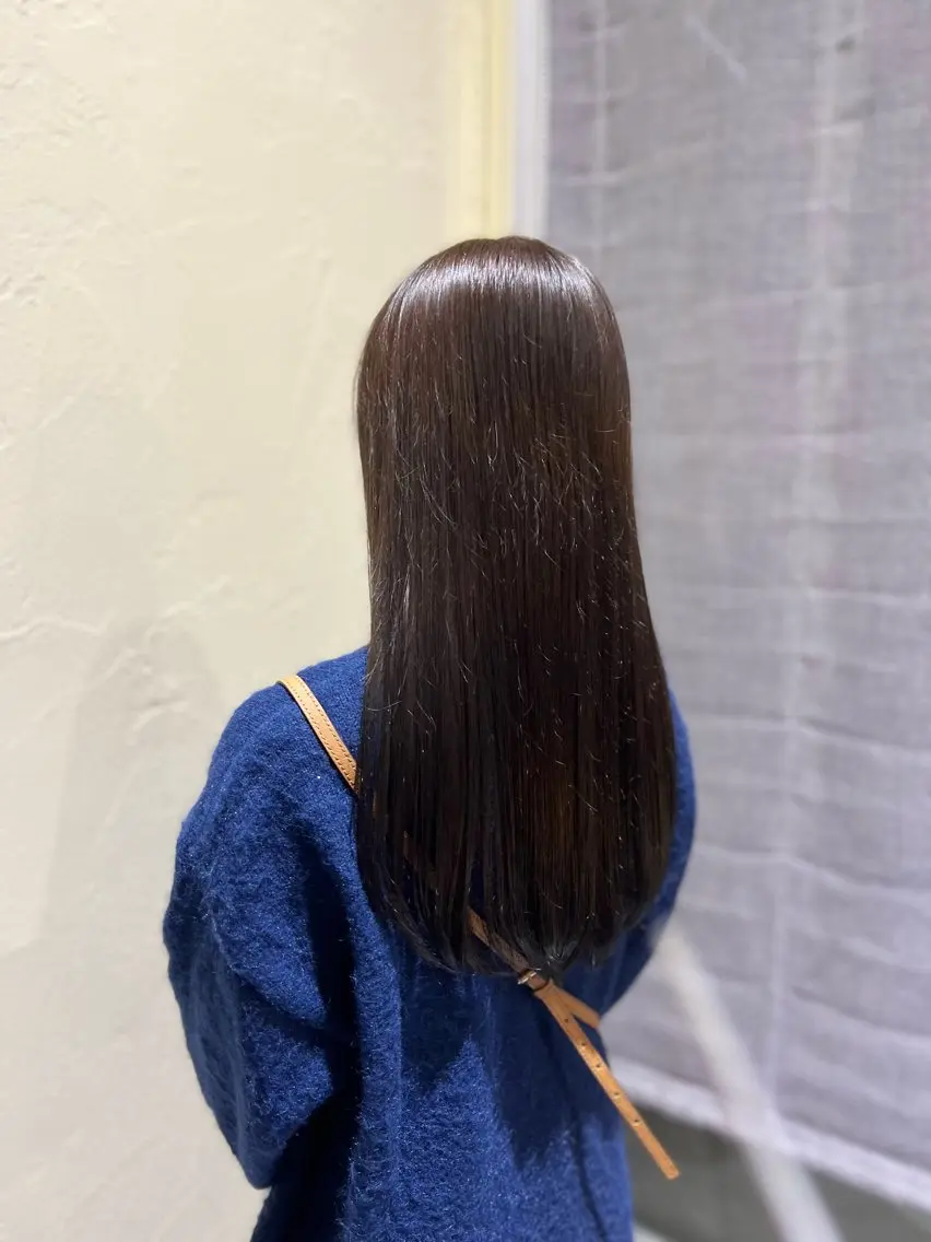 ロング カラー ブラウンカラー 石黒 理々花のヘアスタイル