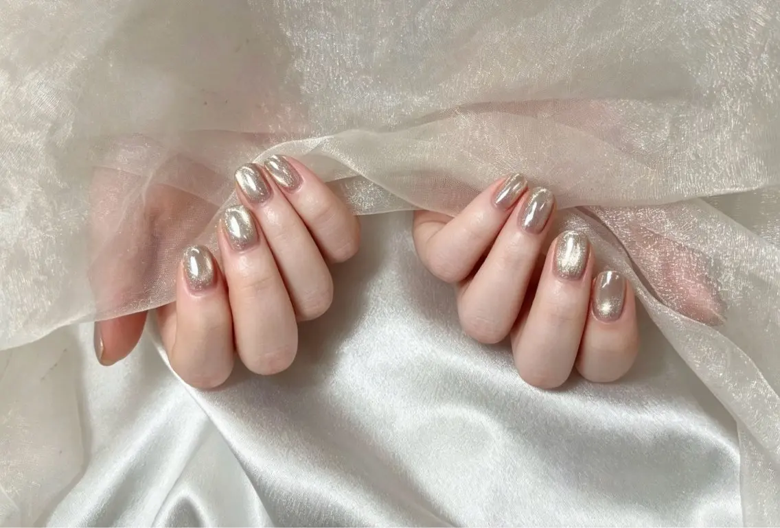 ネイル フットネイル マグネットネイル ワンカラーネイル シルバー ハンドネイル Noa Nail ゆえのネイルデザイン
