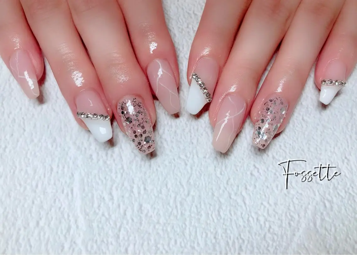 ネイル フレンチネイル キラキラネイル 韓国ネイル 大理石ネイル(マーブル) ストーンネイル ハンドネイル nailsalon Fossetteのネイルデザイン