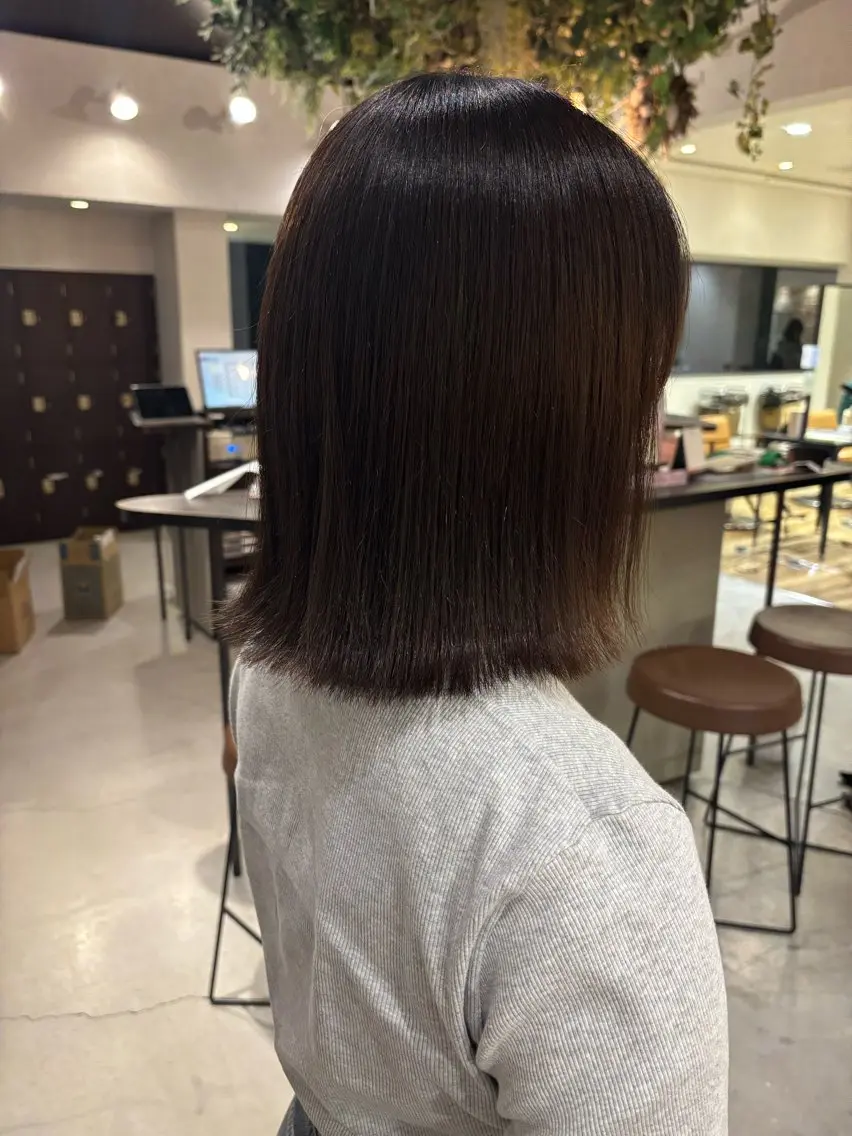 ミディアム RosierBleu 中山のヘアスタイル
