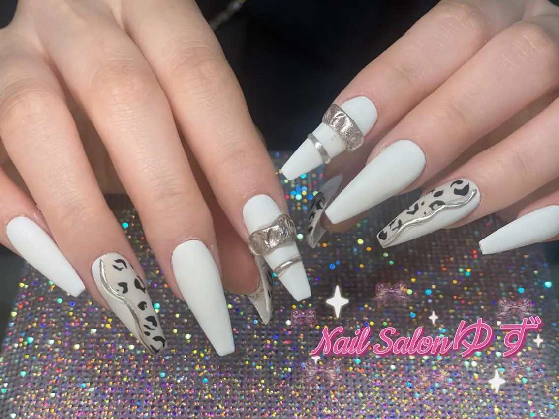 ネイル ハンドネイル MAKI💚💚💚 秋葉原.のネイルデザイン