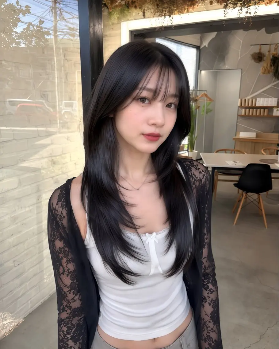 ミディアム カラー 透明感カラー 顔周りカット レイヤーカット 小顔カット カット ヘアカラー 韓国レイヤー/モテ髪 アベマ/マエダジュンのヘアスタイル