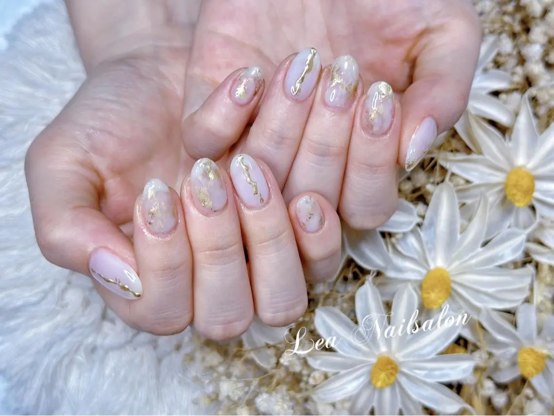 ショート カラー ネイル Le’a NailSalonのネイルデザイン