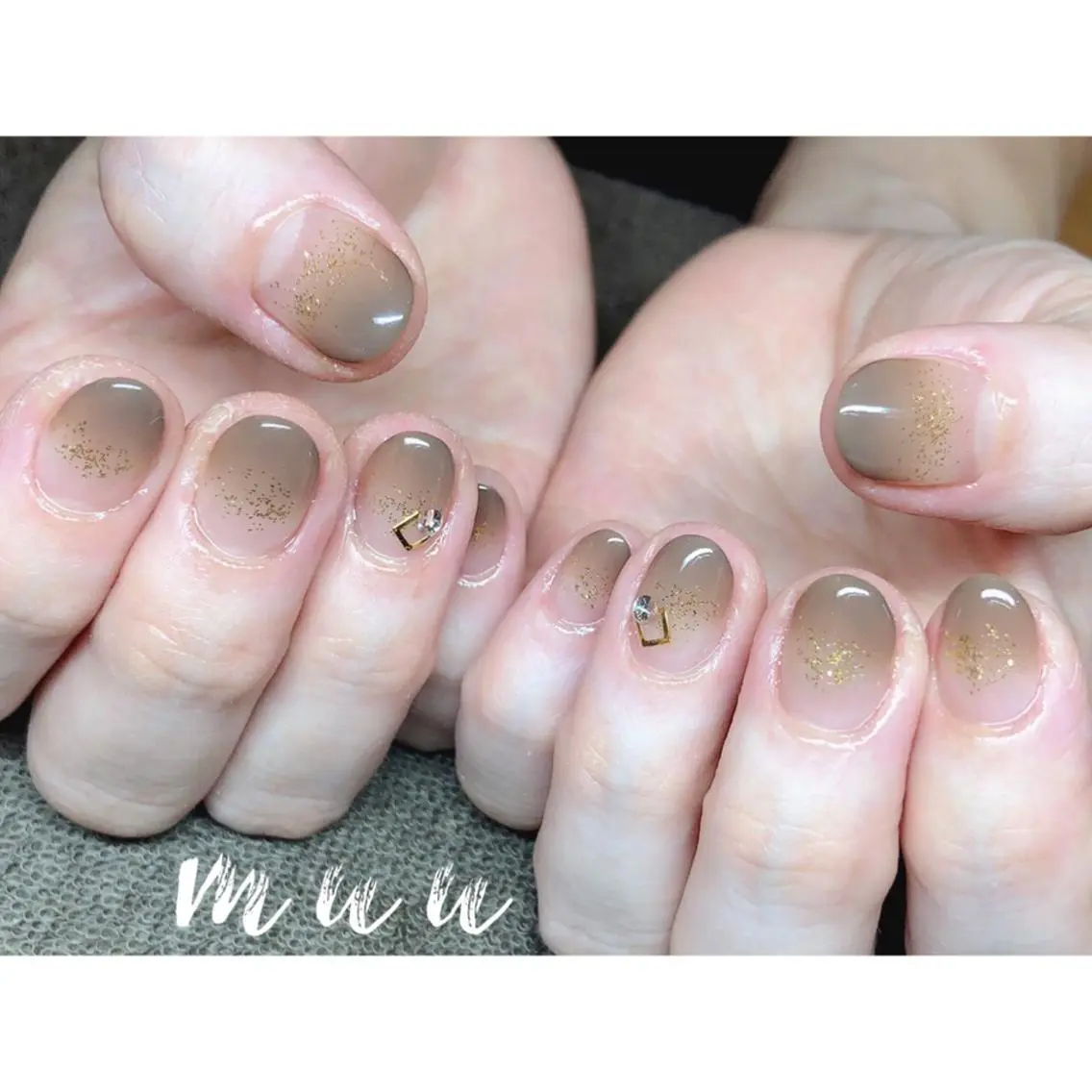ネイル ラメ(グリッター) ストーンネイル muu nailのネイルデザイン