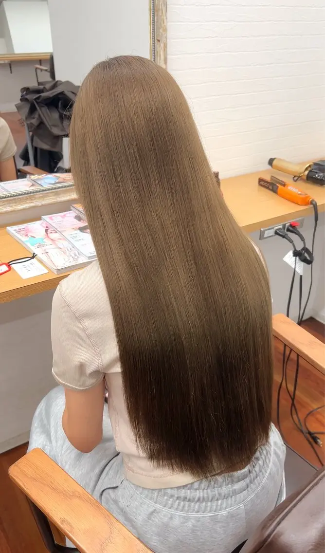 ロング カラー ヘアカラー トリートメント GRAN LUSSO 【MIHARU】のヘアスタイル