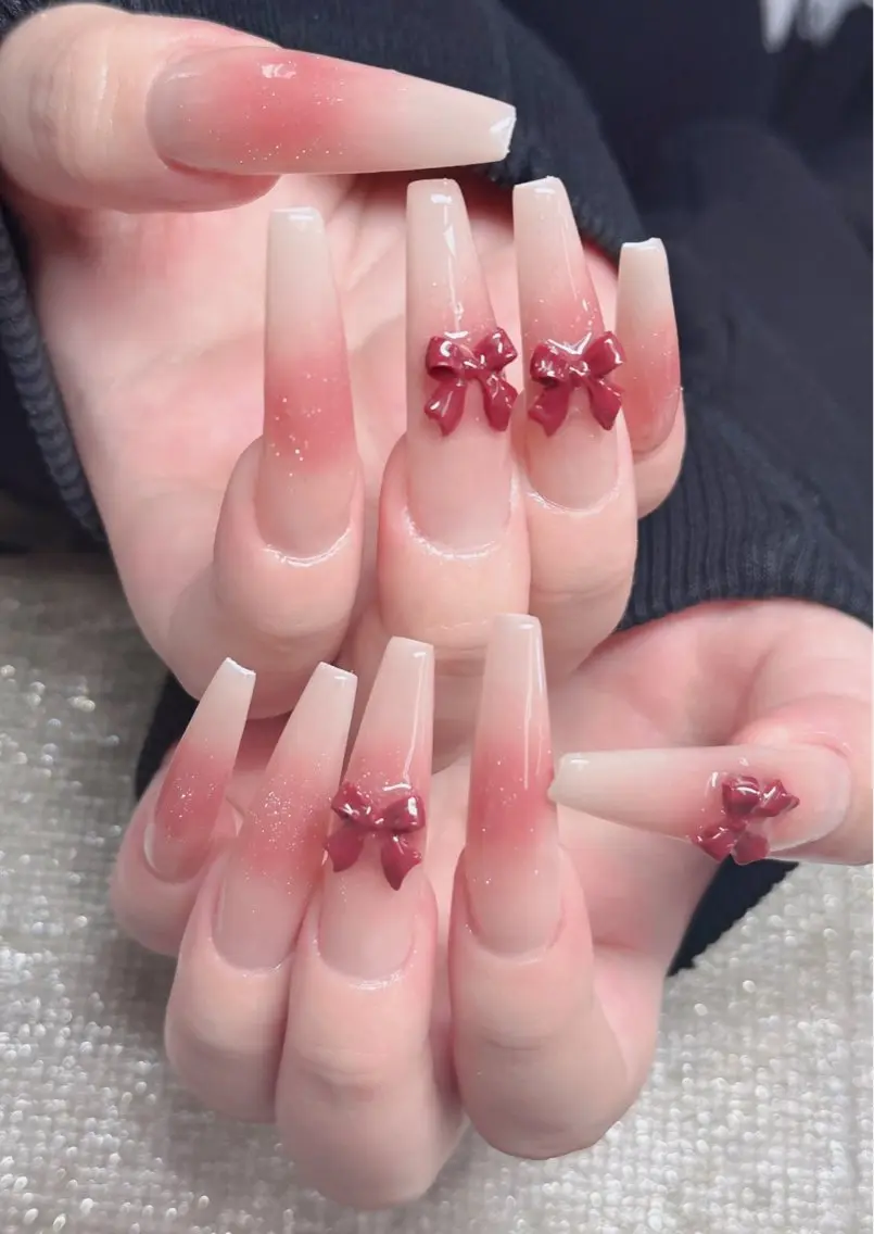 ネイル フレンチネイル ジェルネイル ガラスフレンチ ハロウィン ハート ハンドネイル H.baby Nail Salonのネイルデザイン
