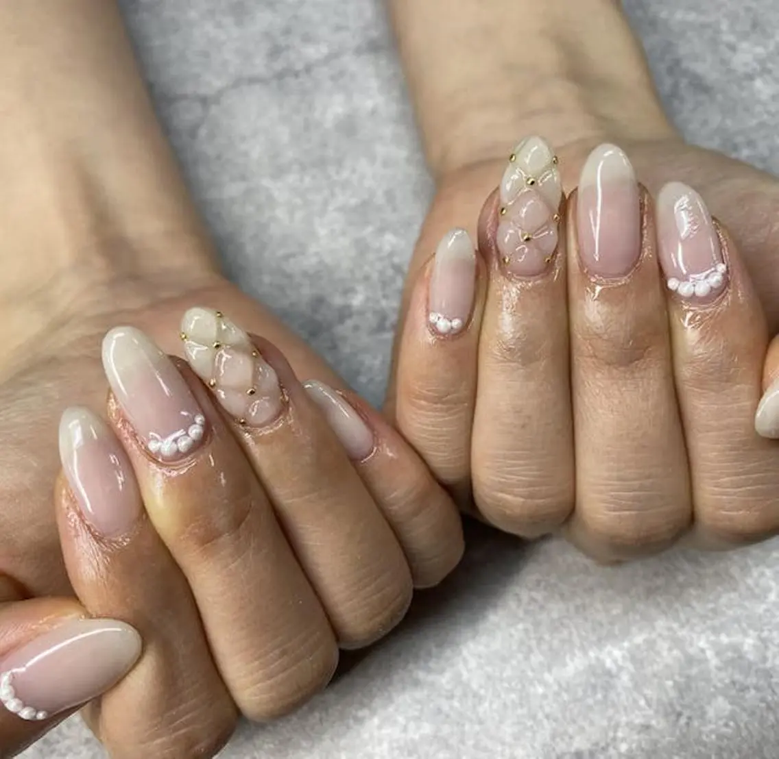 ネイル フットネイル フレンチネイル グラデーション キラキラネイル 韓国ネイル ハンドネイル ハンドケア FASTNAIL PLUS 新宿店のネイルデザイン