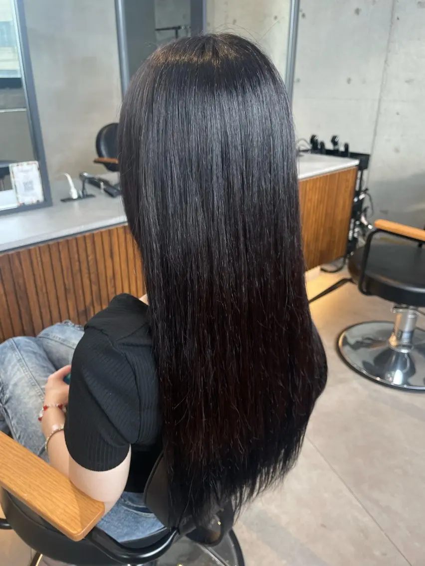 カラー ヘアカラー 小笠原 愛菜のヘアスタイル