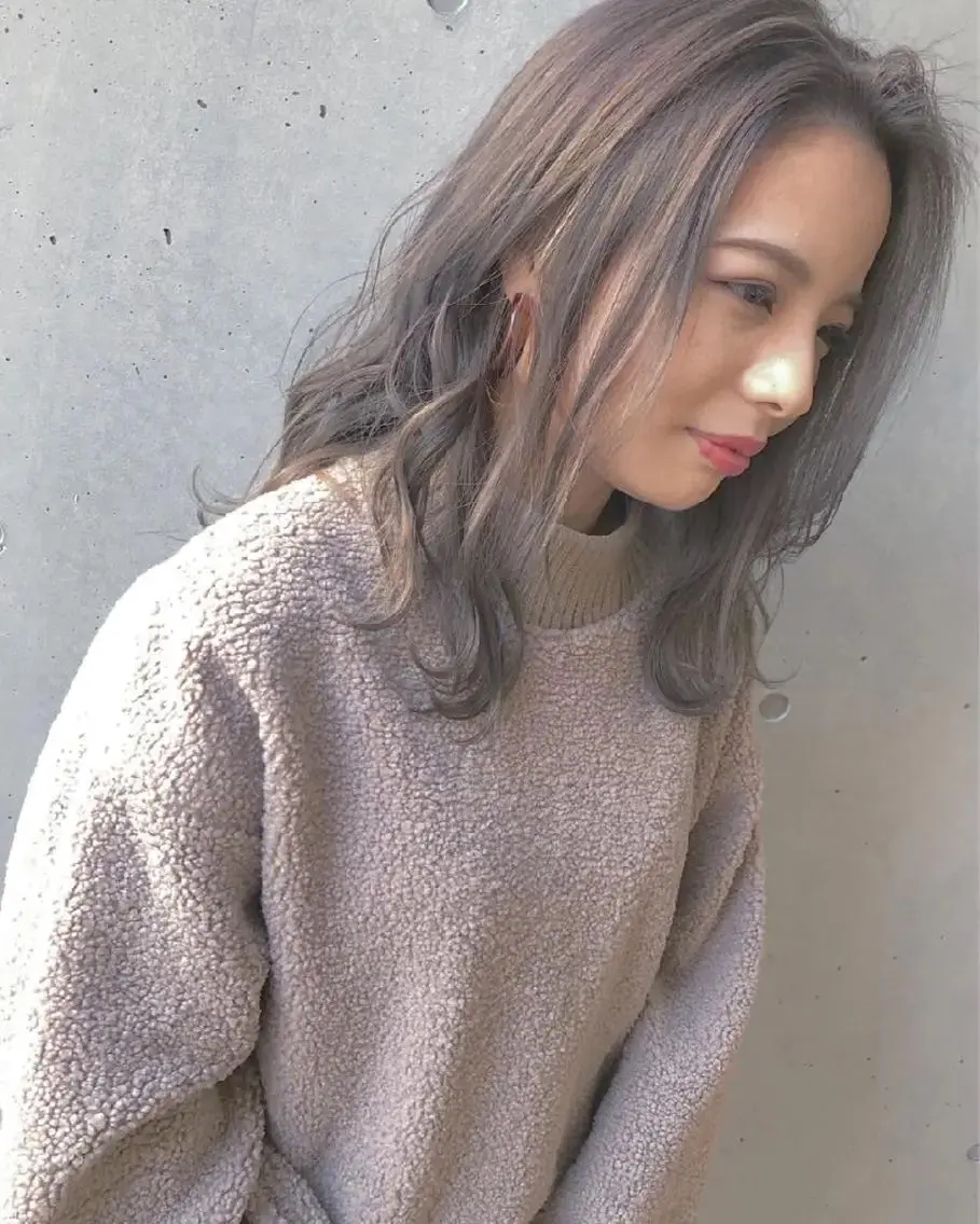 ロング ヘアカラー La.miuセナ ブリーチカラー🎀のヘアスタイル