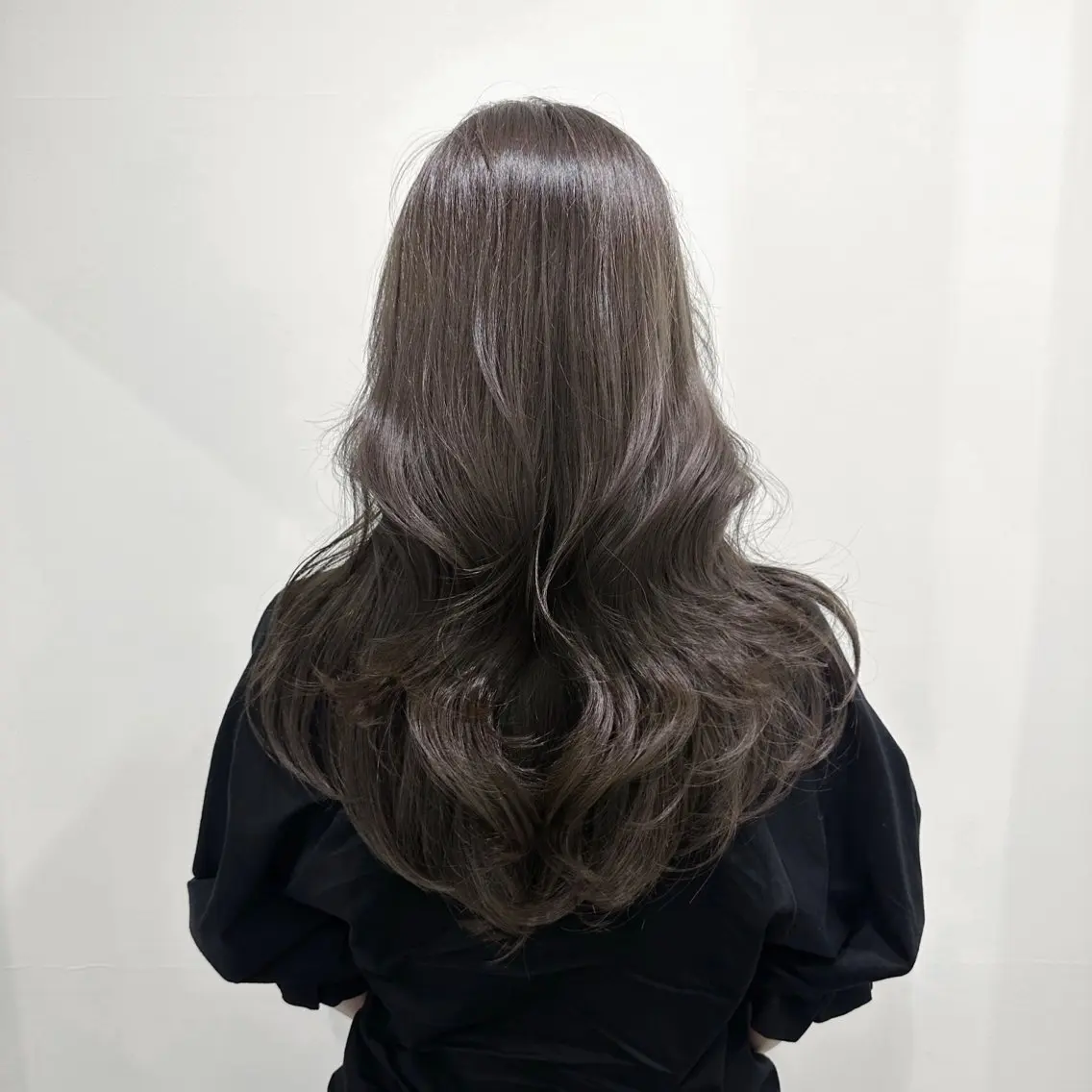 ロング カット ヘアカラー トリートメント 🌹ハッシュカット、 レイヤー韓国ヘア🌹のヘアスタイル