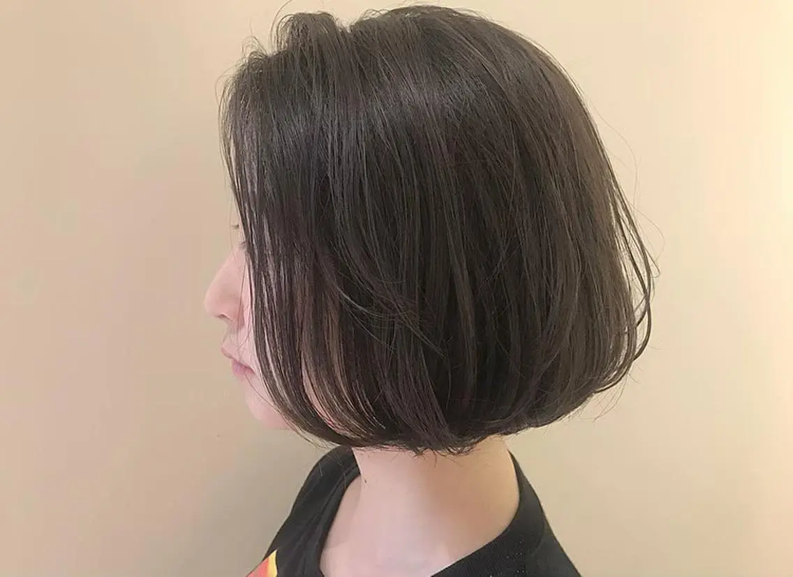 カラー ブラウンカラー バイオレットカラー バイオレットブラウン ミヤワキ モモコのヘアスタイル