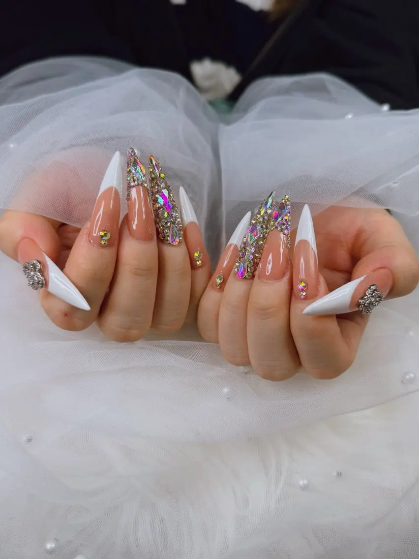ネイル アートネイル オーロラネイル チークネイル 長さ出し フットネイル ハンドネイル Happy Nailのネイルデザイン