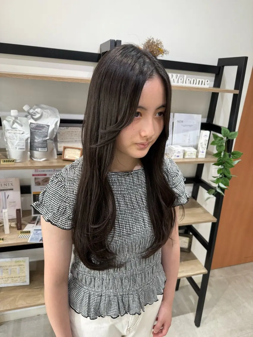 ロング 島 歩那のヘアスタイル