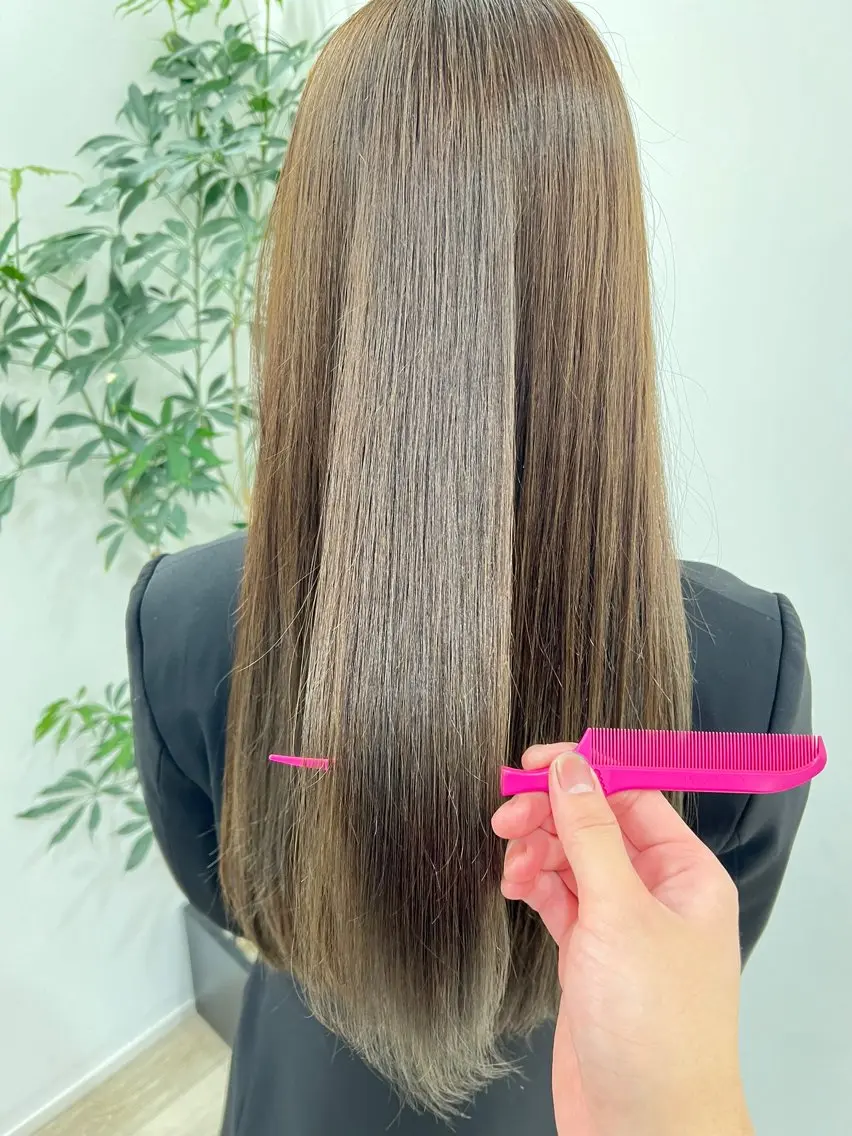 セミロング トリートメント 縮毛矯正 青木 翔海のヘアスタイル