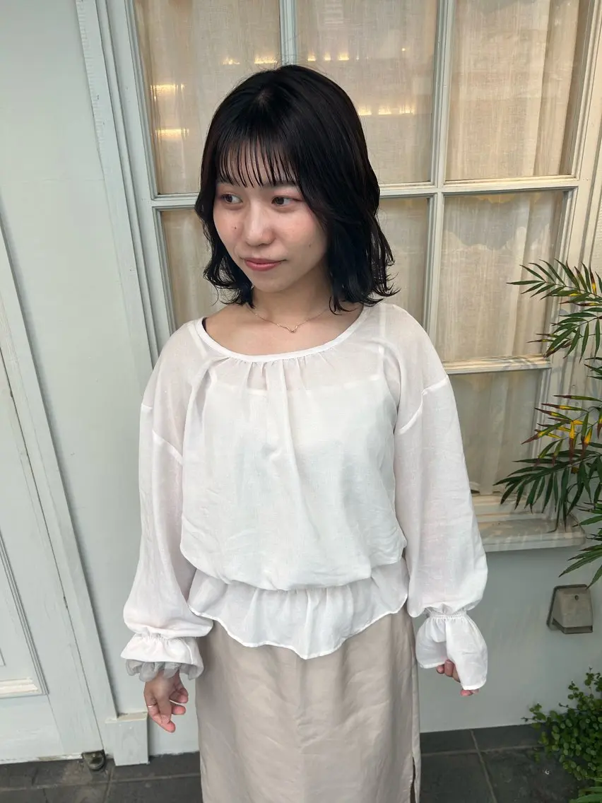 ミディアム カラー AGREE Momokaのヘアスタイル