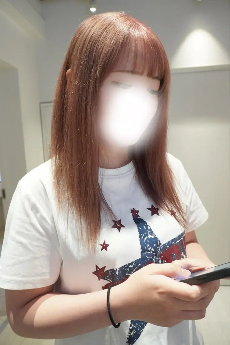 ミディアム カラー ヘアカラー トリートメント Ami/艶カラー/ レイヤー/ハイトーンのヘアスタイル