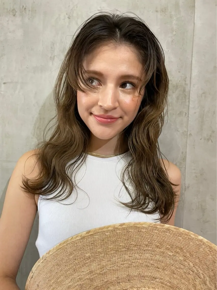ミディアム カラー グレージュ カットモデル募集中 ／HARUKA🎀のヘアスタイル