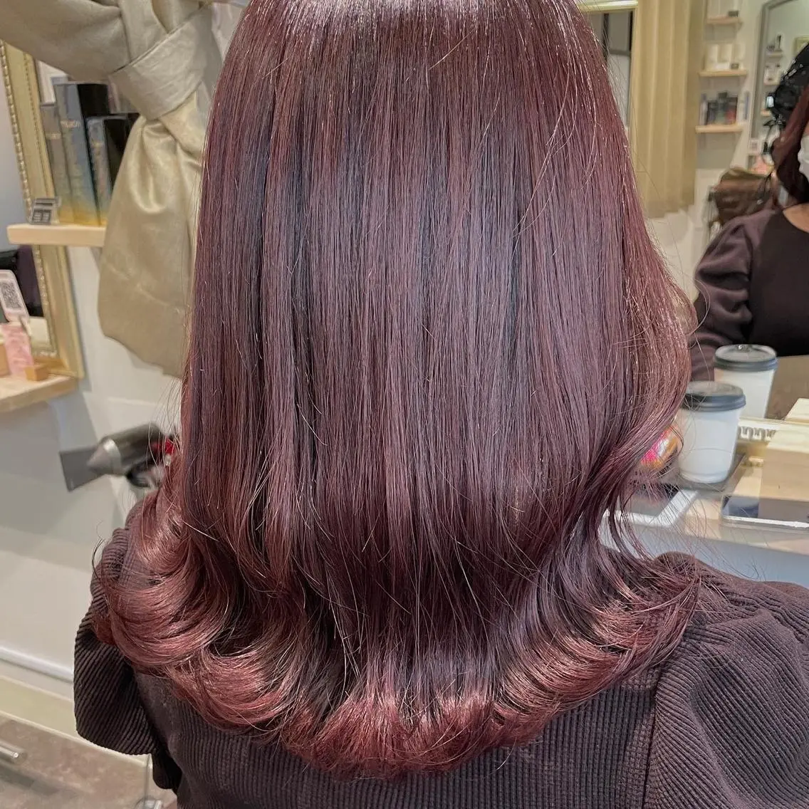 カラー ayaka 縮毛矯正レイヤーのヘアスタイル