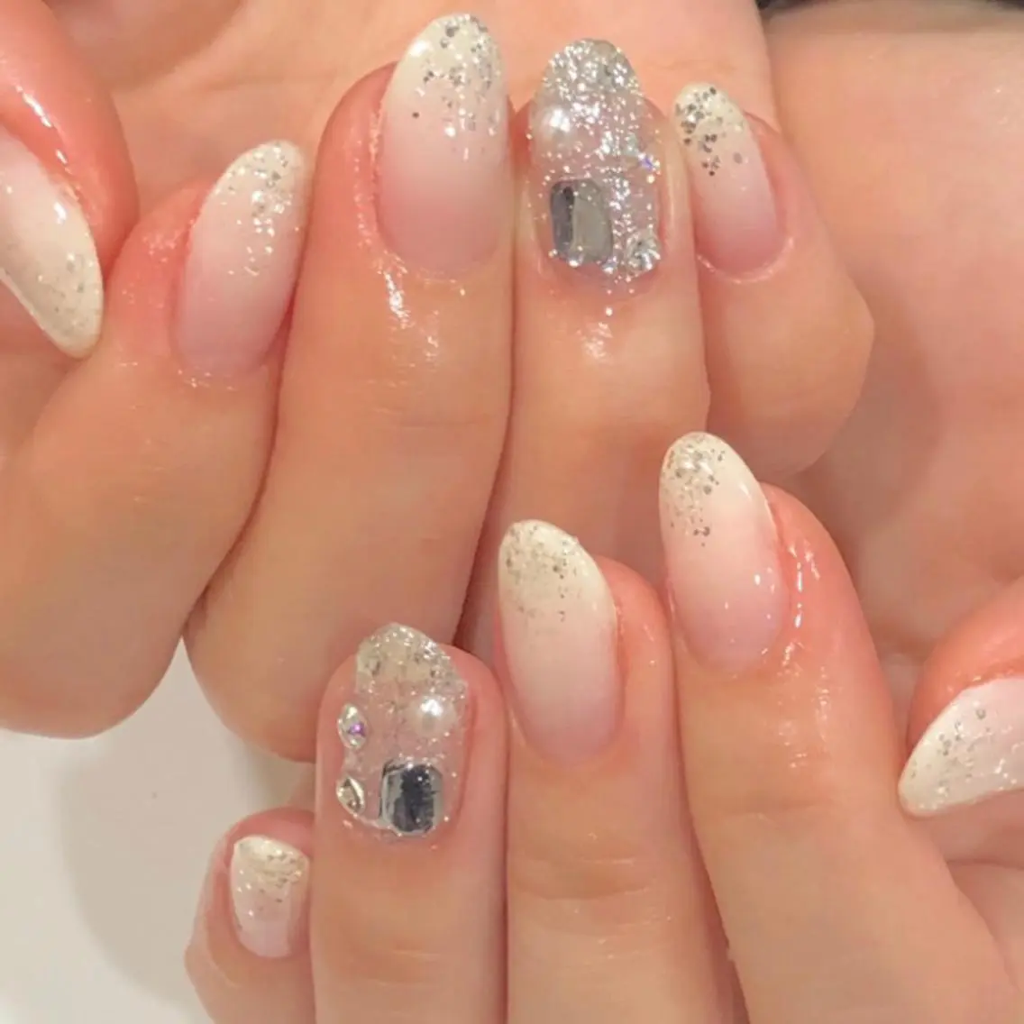 ネイル ラメ(グリッター) ☁️BLITZ 🎀笠原雪音🎀のネイルデザイン