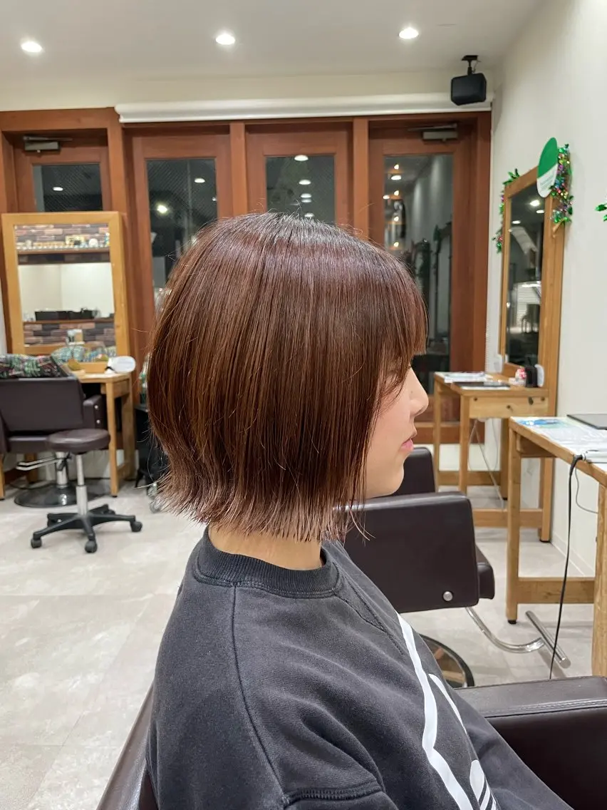 ショート カラー イルミナカラー ボブ くびれヘア ショートヘア 外ハネヘア ゆうと/ショート /ショートボブ/ボブのヘアスタイル