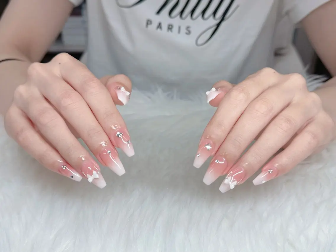 カラー グラデーションカラー ハンドネイル GOHOUBI Nail 心斎橋店のネイルデザイン