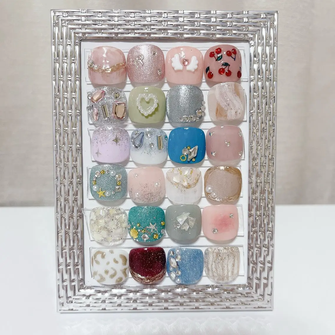 ｛foot｝定額ネイル　親指アート　オフなしの写真