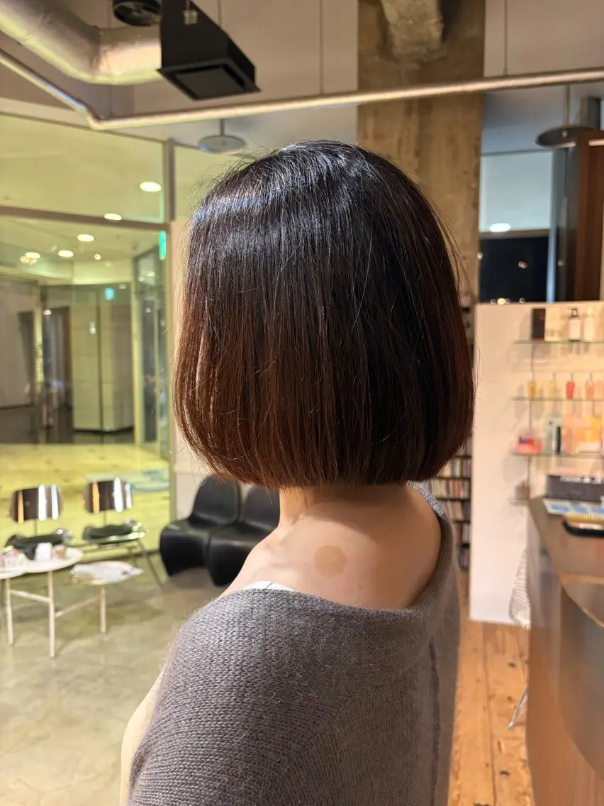 ミディアム ボブ 冨田 昌亮のヘアスタイル