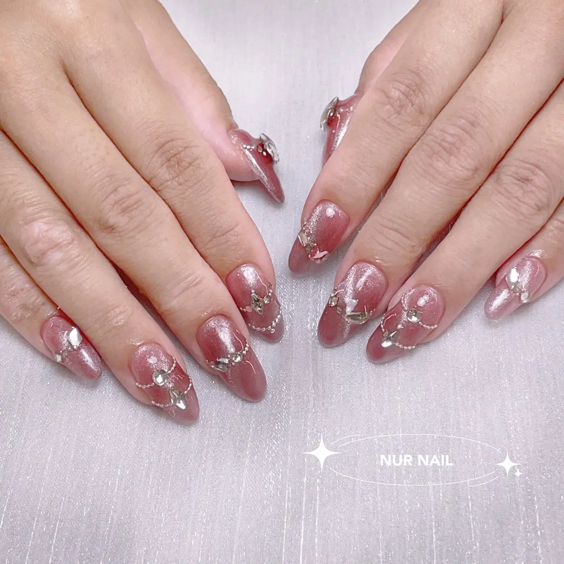 ネイル 🫧NUR NAIL✨のネイルデザイン