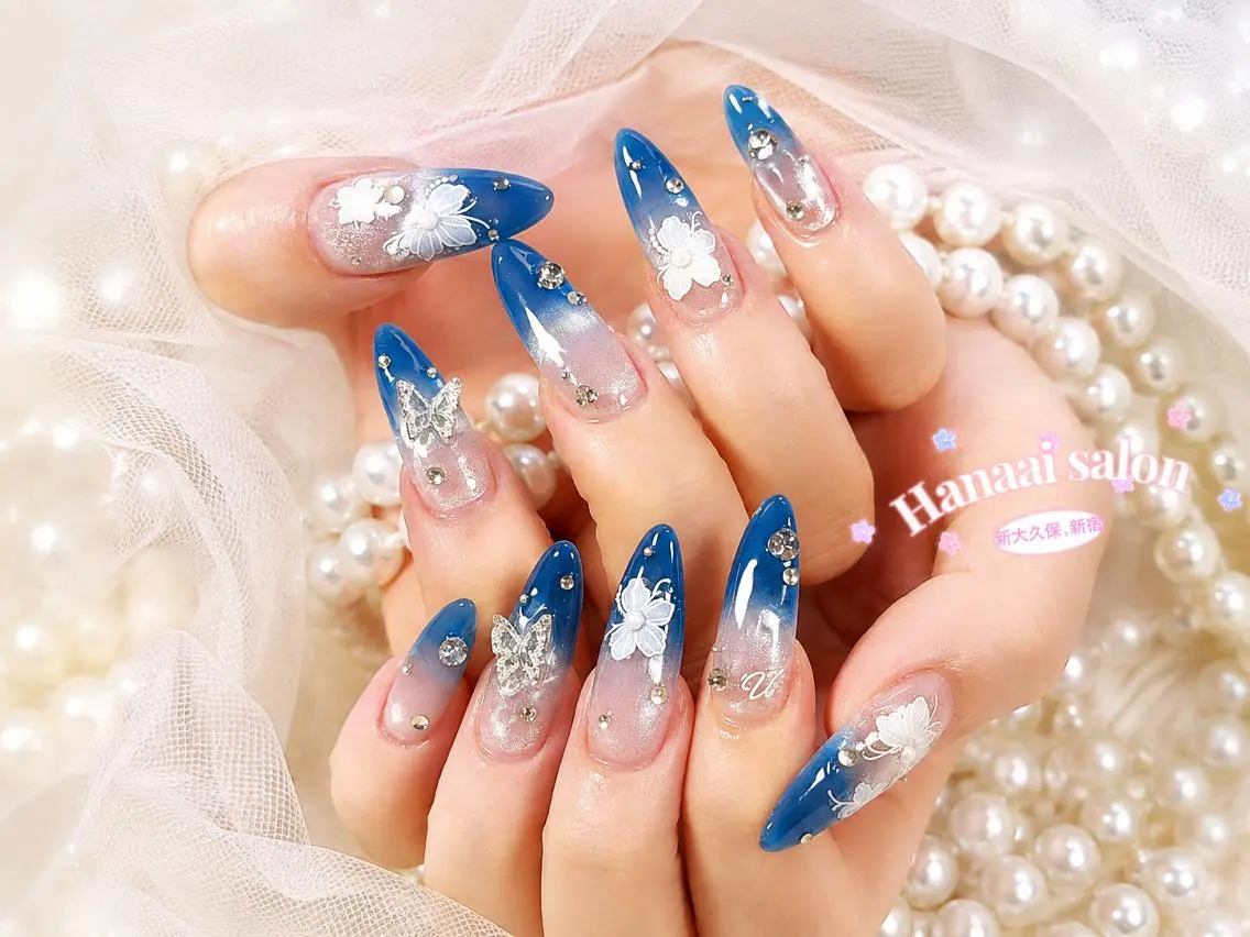 ネイル オーロラネイル チークネイル 長さ出し フットネイル フレンチネイル ハンドネイル Hanaai salon あまねのネイルデザイン