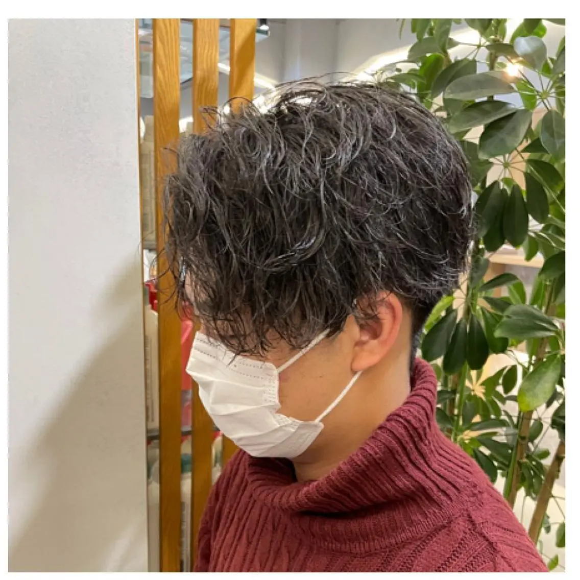 セミロング メンズ スペインカール 外国人風カラー 縮毛矯正 トリートメント レイヤー・波巻き RYOSUKEのヘアスタイル