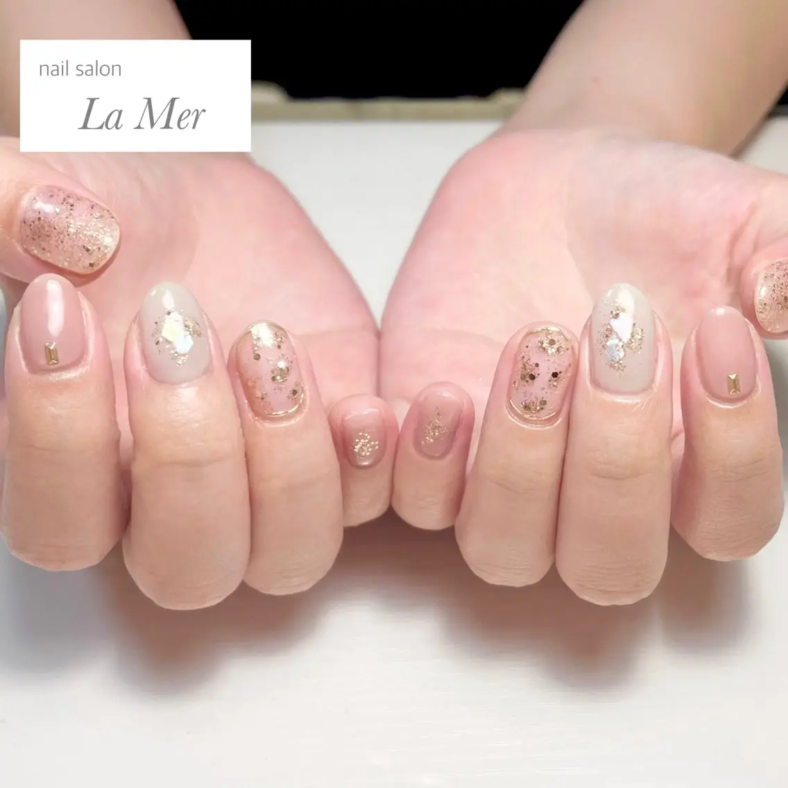 ネイル クリアネイル ゴールド ラメ(グリッター) オフィスネイル ピンク ハンドネイル nailsalon La Merのネイルデザイン