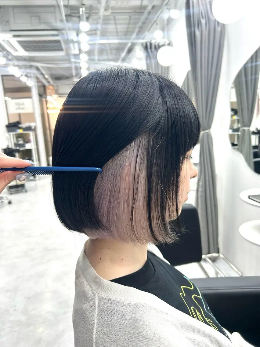 カラー ブリーチ ヘアカラー あやめ🪽 オリーブ/ハイトーンのヘアスタイル