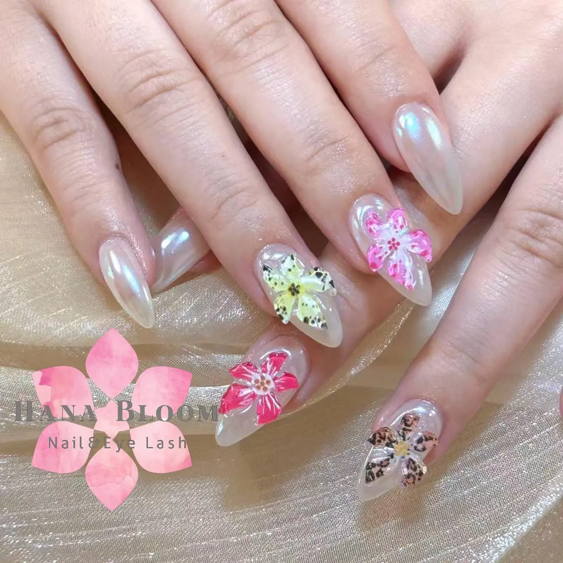 ネイル 長さ出し フットネイル 韓国ネイル マグネットネイル 持ち込み ハンドネイル ハンドケア Hana Bloom Nail💗YUIのネイルデザイン