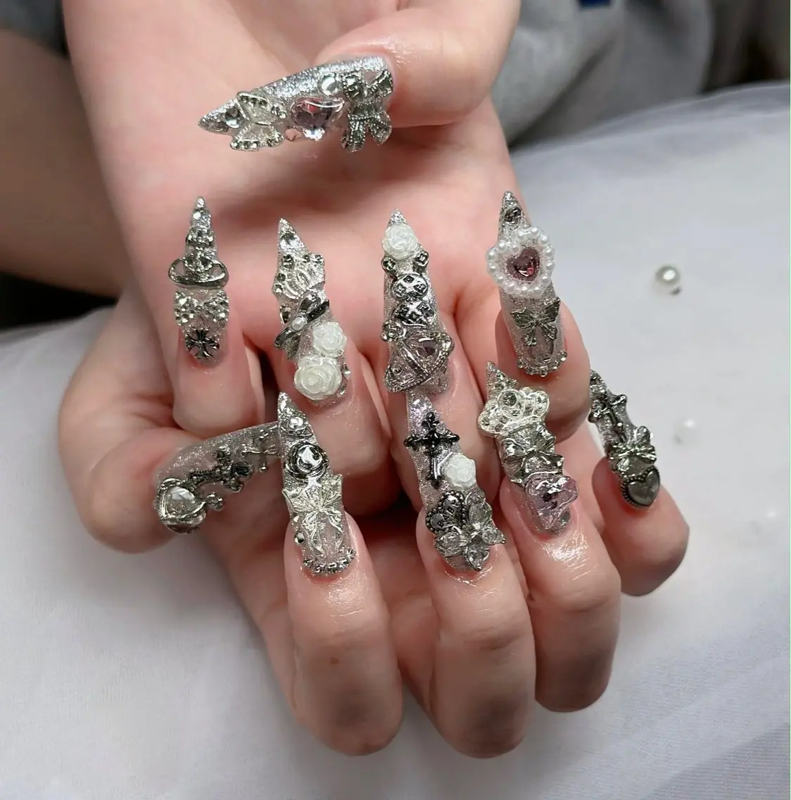 ネイル オーロラネイル 成人式 フレンチネイル グラデーション ハロウィン ハンドネイル H.baby Nail Salonのネイルデザイン