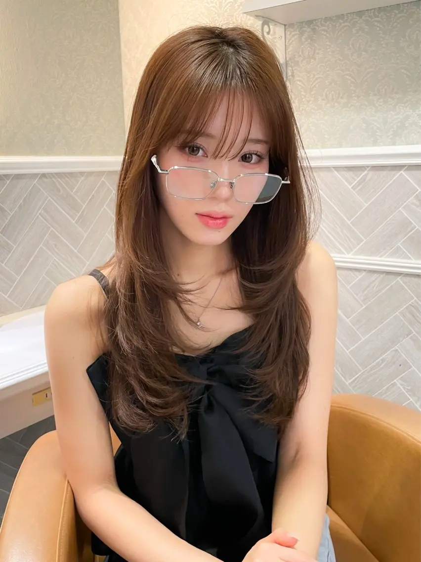 ロング 髪質改善 韓国風ヘア レイヤーカット ロング 縮毛矯正 カット ヘアカラー 縮毛矯正 トリートメント 美髪縮毛矯正🩶 髪質改善/Shinaのヘアスタイル