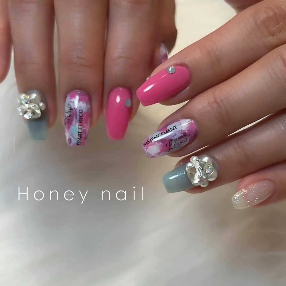 ネイル フィルインサロン Honey nailのネイルデザイン