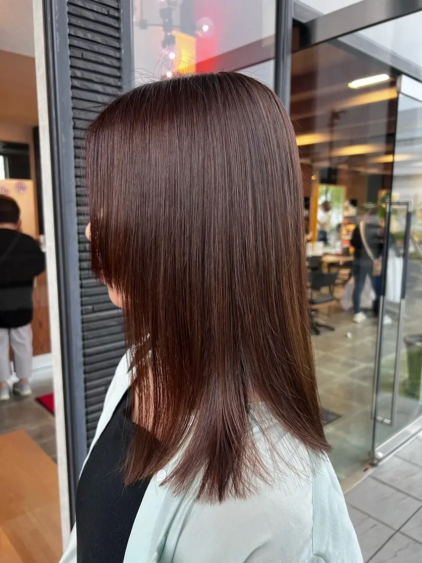 ミディアム OKIMOTO NAOKAのヘアスタイル