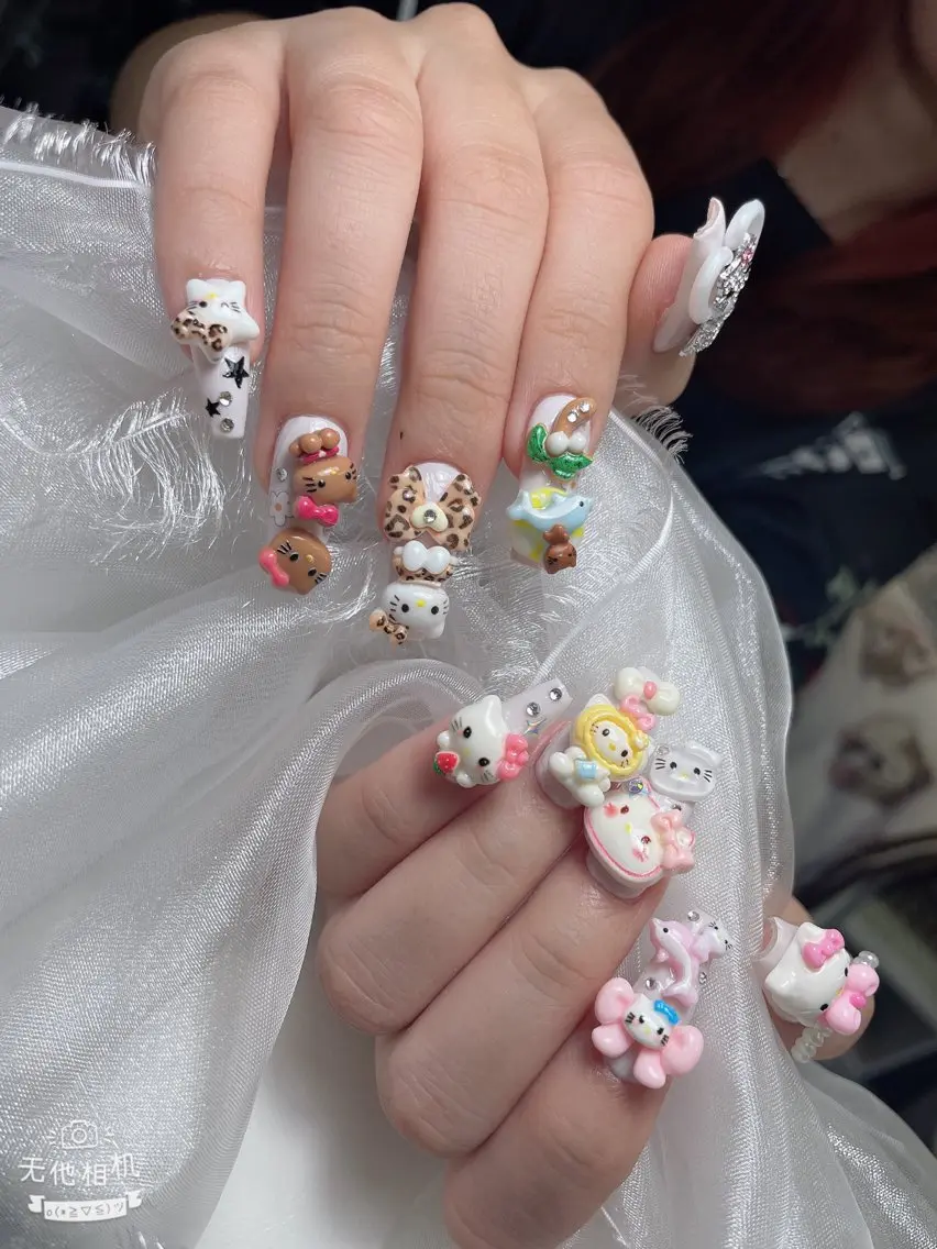 ネイル 成人式 ジェルネイル ネイルチップ ハンドネイル MoMoA Nail ネイル長さ出し専門店のネイルデザイン