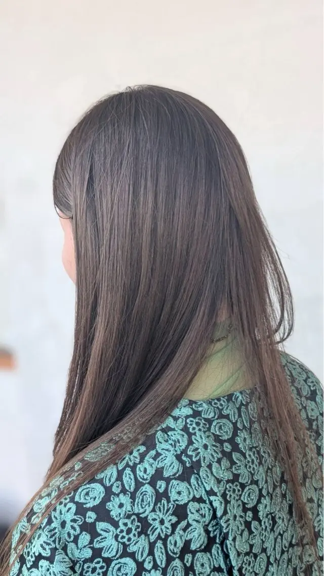 ロング カラー ブラウンカラー ヘアカラー momoka 女性限定のヘアスタイル