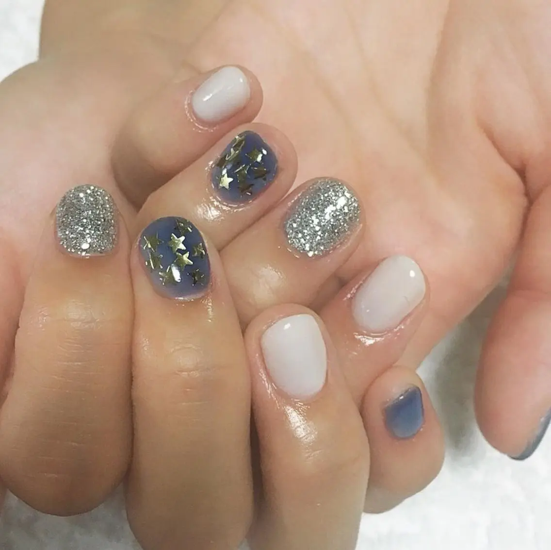 ネイル ARTEMIS 根本のネイルデザイン