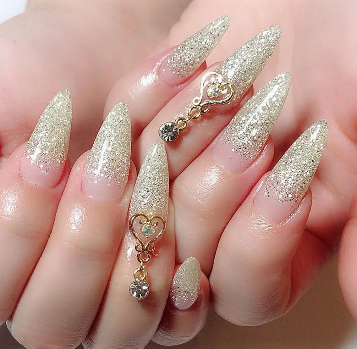 ネイル ハンドネイル Nail salon EM（エム）諸星のネイルデザイン