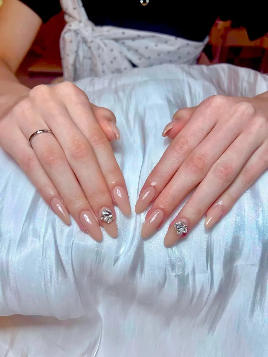ネイル アートネイル ジェルネイル キラキラネイル 韓国ネイル オフィスネイル DAISY_NAIL 【フィルイン専門店】のネイルデザイン
