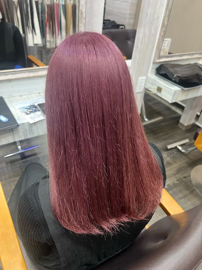 カラー ピンクカラー LOHAS Rioのヘアスタイル