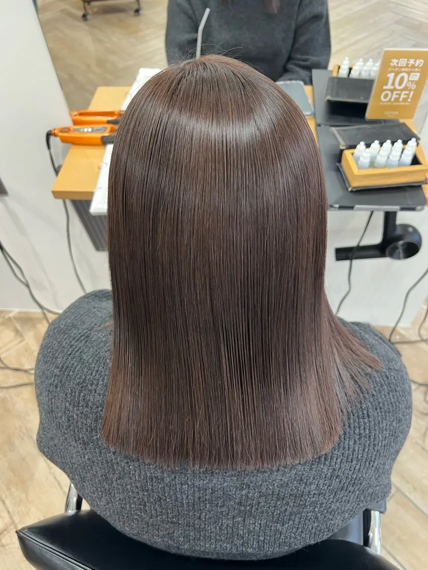 ミディアム カラー カット ヘアカラー トリートメント ベージュ/髪質改善 新潟/万代/井上佑のヘアスタイル