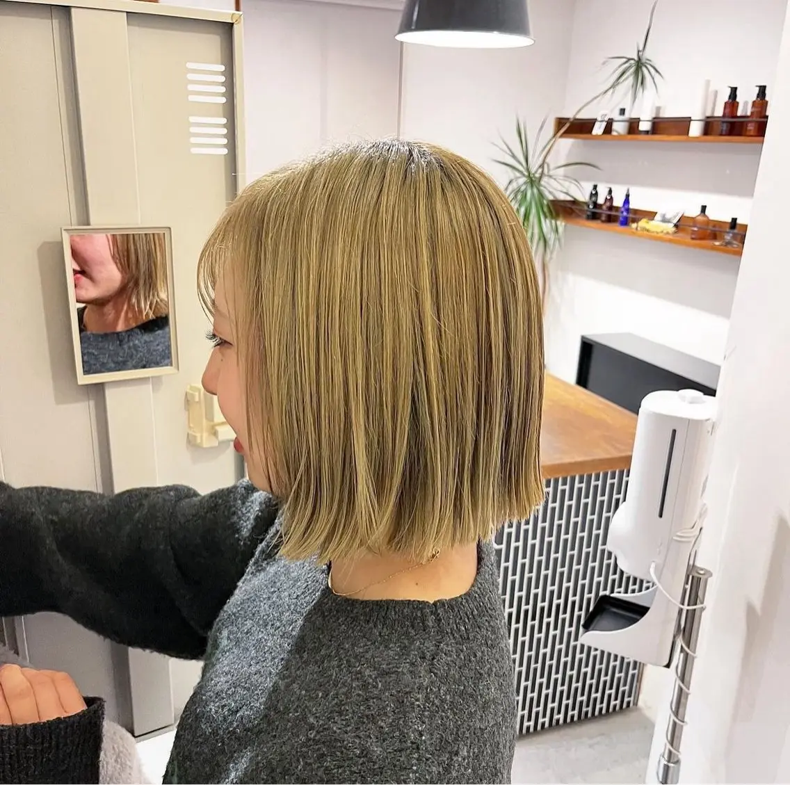 ショート 切りっぱなしボブ ボブ 堀内 美那のヘアスタイル