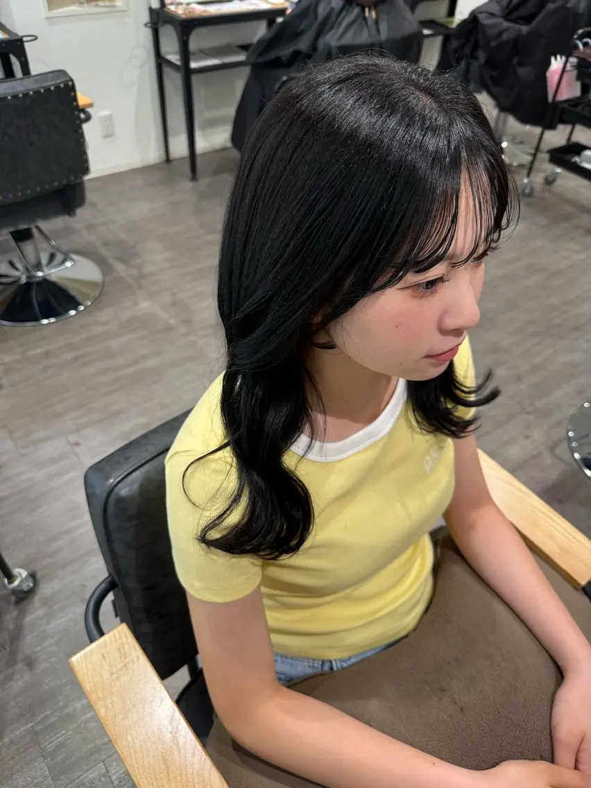セミロング カラー アッシュ ダークアッシュ カット ヘアカラー トリートメント 艶髪レイヤー上田 紗也🇰🇷💗のヘアスタイル