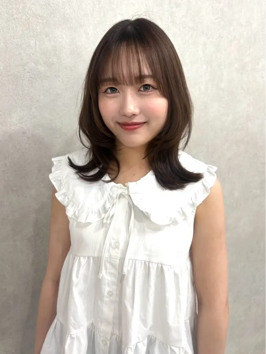 ミディアム カラー 顔まわりレイヤー レイヤーカット カット ヘアカラー トリートメント 盛れる顔まわり✨🎀 レイヤー別所好葉のヘアスタイル