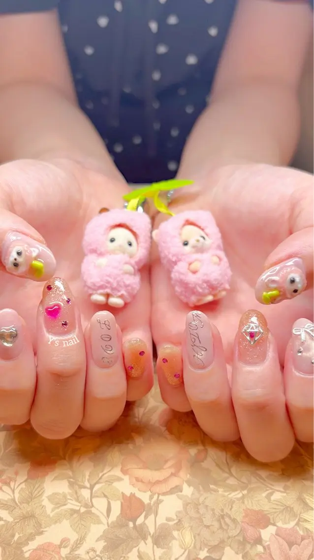 ネイル 持ち込み 手書きが得意🖌️ Y’s  nailのネイルデザイン
